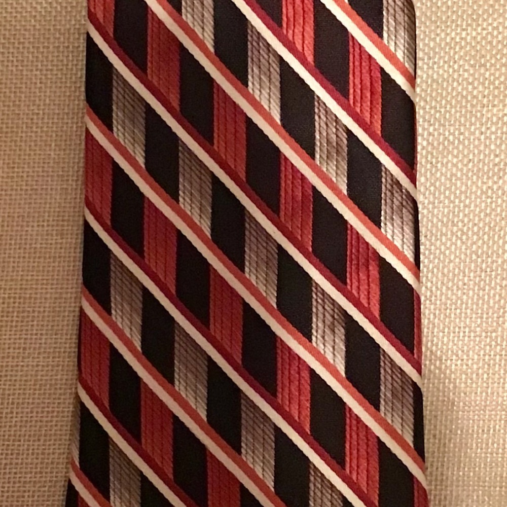PIERRE CARDIN MEN’S SILK TIE